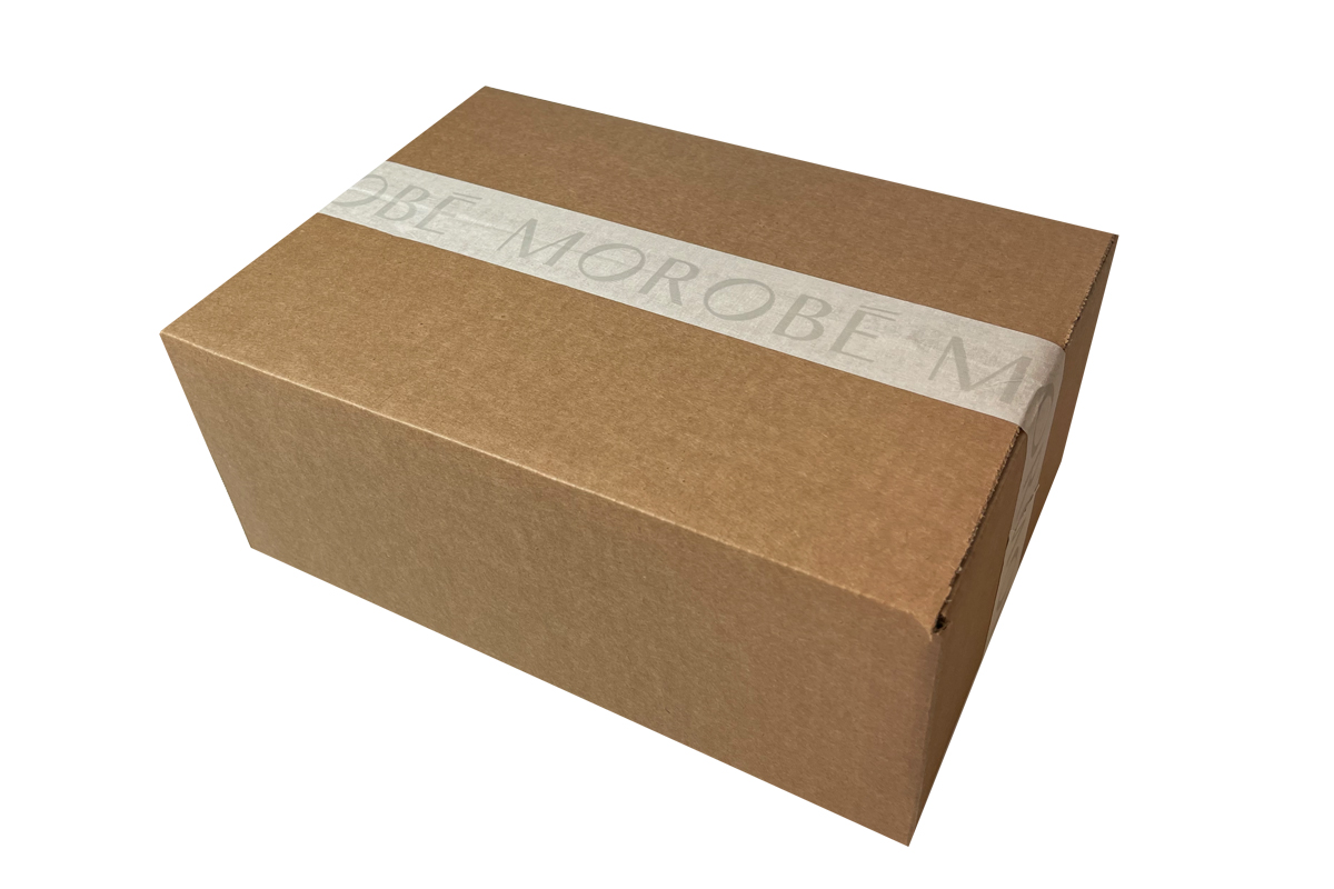 Bedrukte papieren tape wit - 50mm x 50m (1 kleur)