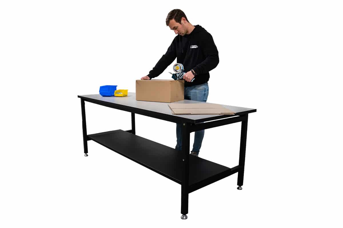 Inpaktafel magazijn, werkplaats