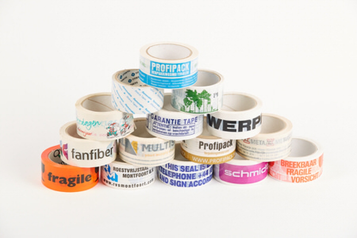 Bedrukte PP solvent tape - 38mm x 66m (2 kleuren)