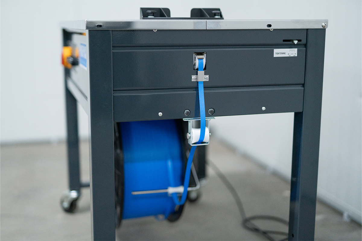 ES-102 Halfautomatisch omsnoeringsmachine DEMO