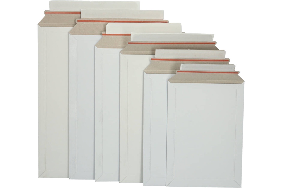 Massief kartonnen enveloppen wit - 215 x 270mm (100st)