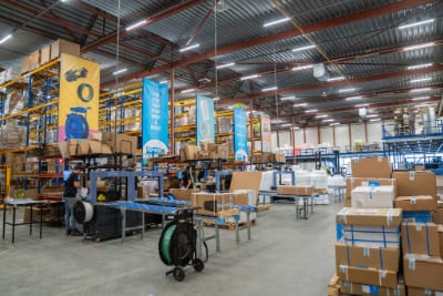 Het magazijn van de toekomst: Efficiëntie, ergonomie en de verwachte trends voor 2025
