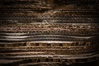 Welke kwaliteit kartonnen doos past bij jouw zending?